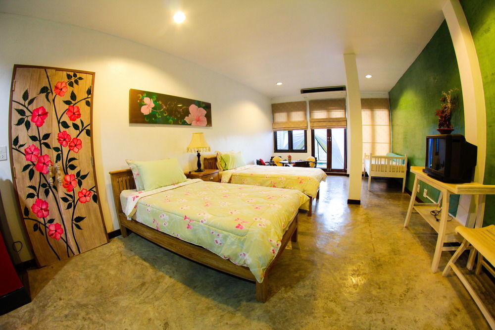 Baan Saleepai Hotel Exterior photo
